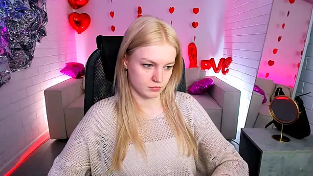 Snapshot of GraceGlamour chatting on March 2025 05:16:01 AM GraceGlamour online show from March 2025 05:16:01 AM