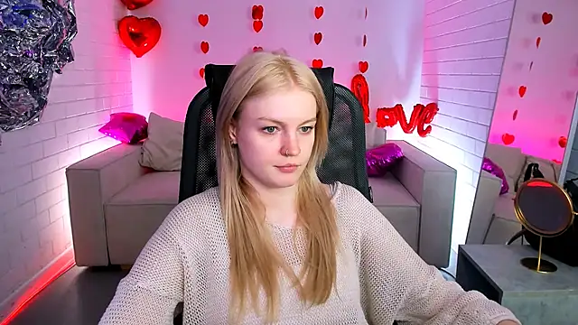 Snapshot of GraceGlamour chatting on March 2025 08:20:02 AM GraceGlamour online show from March 2025 08:20:02 AM