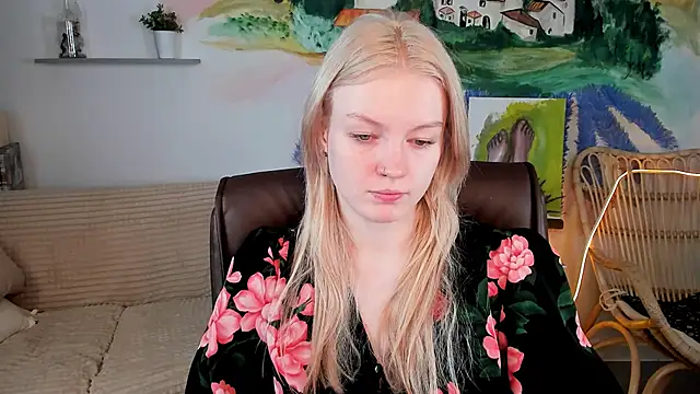 Snapshot of GraceGlamour chatting on March 2025 05:13:01 AM GraceGlamour online show from March 2025 05:13:01 AM