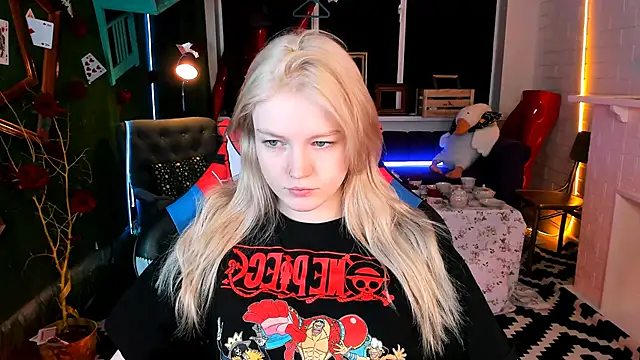 Snapshot of GraceGlamour chatting on March 2025 05:08:01 AM GraceGlamour online show from March 2025 05:08:01 AM