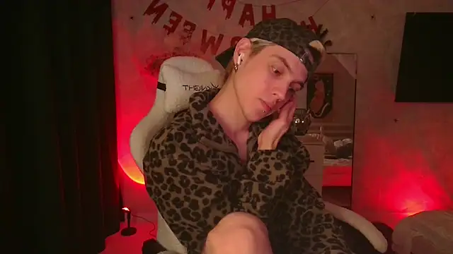 etieeis online show from October 2025 04:20:02 PM