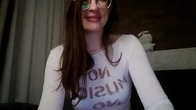 Snapshot of briannababy_ chatting on April 2026 07:33:02 PM briannababy online show from April 2026 07:33:02 PM