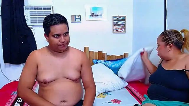 lucasandSofi online show from February 2026 10:19:01 PM