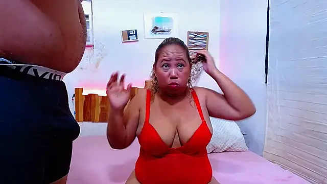 lucasandSofi online show from April 2026 07:53:02 PM