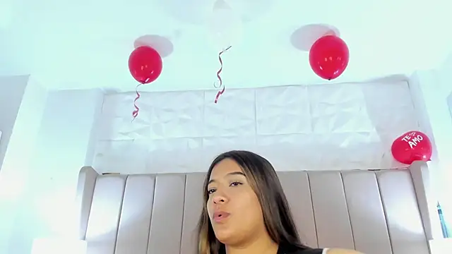 MollyBigBoobs12 online show from February 2025 08:05:02 PM