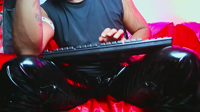 Leonnardo Jaramillo online show from January 2025 12:06:02 PM