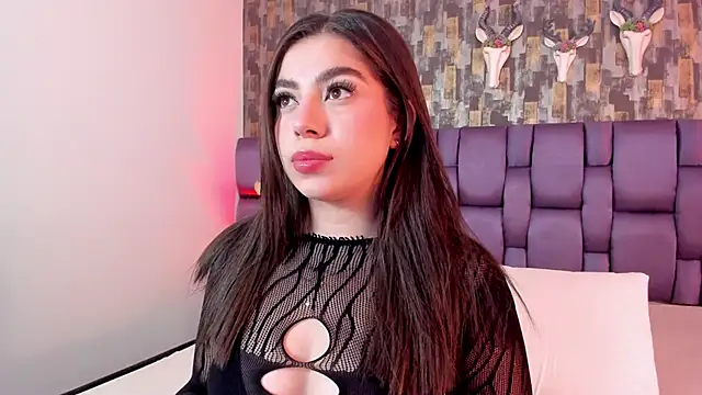 Snapshot of IsabellaAnngel chatting on February 2026 12:45:02 AM IsabellaAnngel online show from February 2026 12:45:02 AM