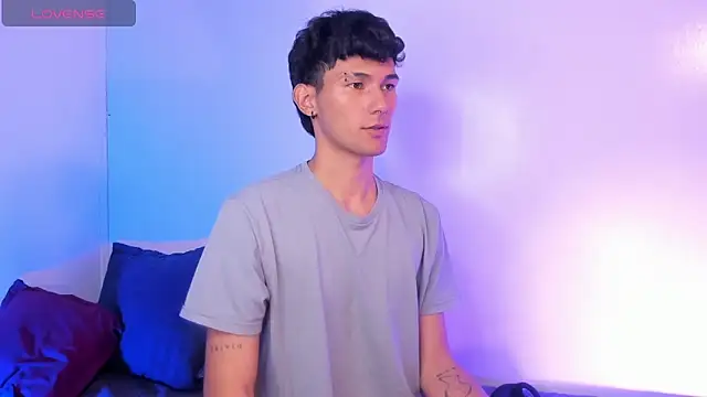 Alexx tc online show from December 2025 04:17:01 AM