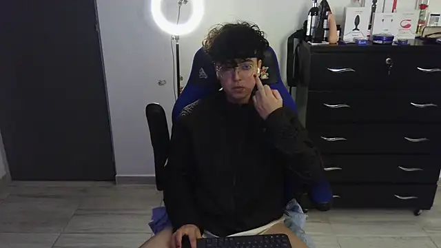 thomascooper7 online show from February 2025 07:04:02 AM