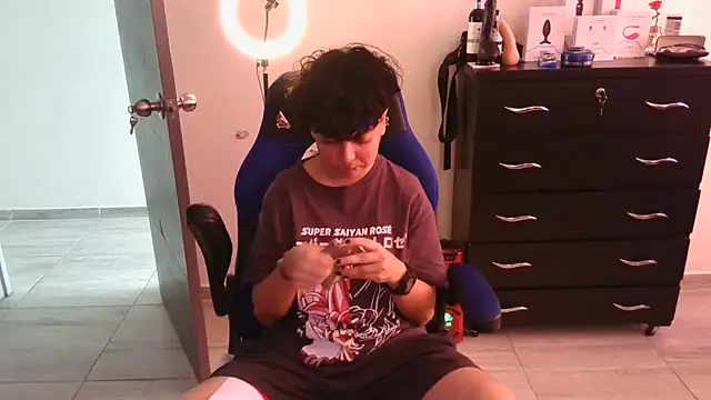 thomascooper7 online show from March 2025 07:05:02 PM