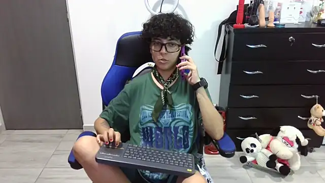 thomascooper7 online show from March 2026 12:48:02 AM