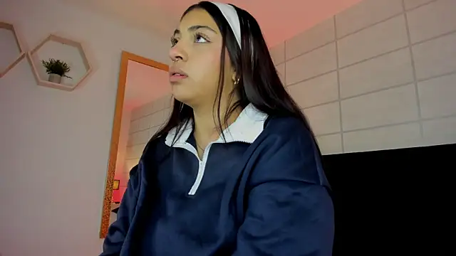 Christine Laam online show from October 2025 11:58:01 AM