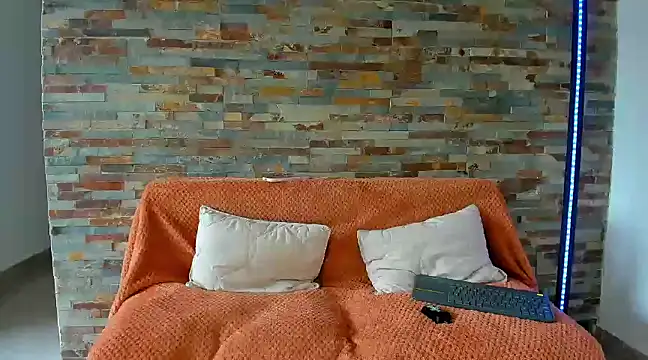 geordi and sofia online show from February 2025 03:20:01 PM