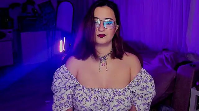 Snapshot of annallurings chatting on December 2025 07:10:02 PM annallurings online show from December 2025 07:10:02 PM