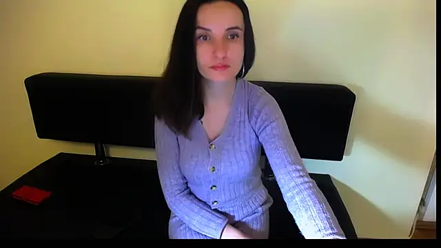 LaimaV  online show from December 2024 01:45:02 PM