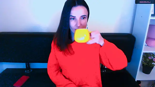 LaimaV  online show from December 2024 11:07:01 AM