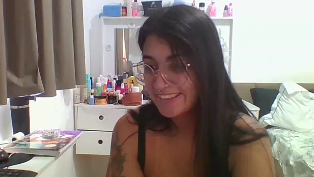 Snapshot of isa_ofc2024 chatting on April 2026 11:35:01 AM isa ofc2024 online show from April 2026 11:35:01 AM