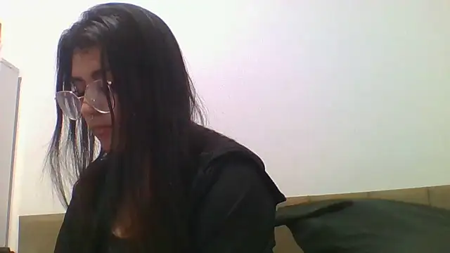 Snapshot of isa_ofc2024 chatting on May 2026 04:46:02 PM isa ofc2024 online show from May 2026 04:46:02 PM
