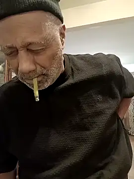 Snapshot of yasohw chatting on December 2025 03:17:02 PM yasohw online show from December 2025 03:17:02 PM