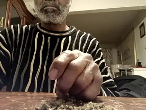 Snapshot of yasohw chatting on January 2026 08:52:02 AM yasohw online show from January 2026 08:52:02 AM