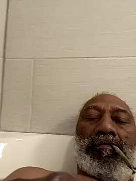 Snapshot of yasohw chatting on April 2026 12:31:01 PM yasohw online show from April 2026 12:31:01 PM