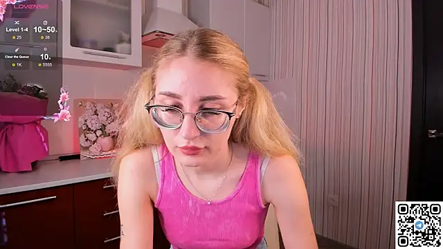 Snapshot of LivyyBossom chatting on February 2025 06:01:01 PM LivyyBossom online show from February 2025 06:01:01 PM