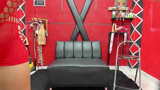 Snapshot of BDSM_EXOTICDOMINATION chatting on October 2025 01:42:02 PM BDSM EXOTICDOMINATION online show from October 2025 01:42:02 PM