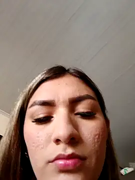 Snapshot of GIRL_DONCELLA chatting on October 2025 07:37:01 PM GIRL DONCELLA online show from October 2025 07:37:01 PM