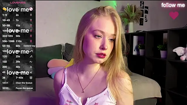 SweetDarcy online show from November 2025 04:17:02 PM