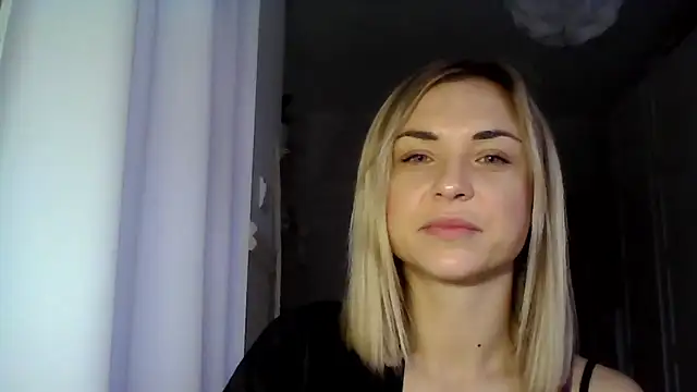 Snapshot of ashley_xlove chatting on December 2024 07:39:02 AM ashley xlove online show from December 2024 07:39:02 AM