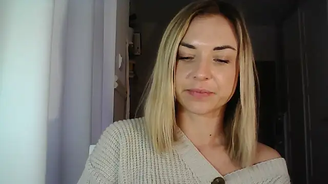 Snapshot of ashley_xlove chatting on January 2025 10:37:02 AM ashley xlove online show from January 2025 10:37:02 AM