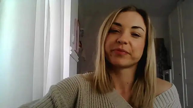 Snapshot of ashley_xlove chatting on March 2025 10:48:01 AM ashley xlove online show from March 2025 10:48:01 AM