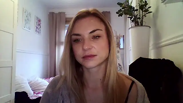 Snapshot of ashley_xlove chatting on December 2025 07:34:01 AM ashley xlove online show from December 2025 07:34:01 AM