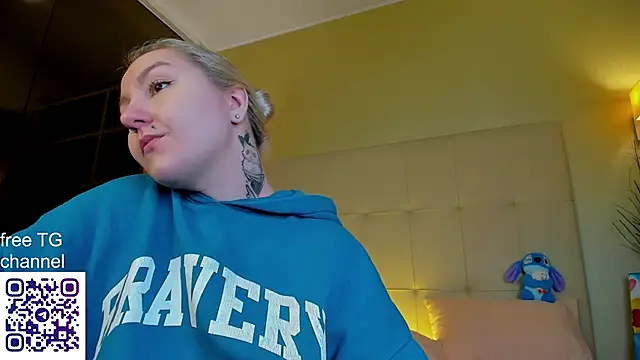 Snapshot of Debbie_Taylor chatting on January 2026 05:26:01 PM Debbie Taylor online show from January 2026 05:26:01 PM