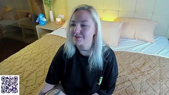 Snapshot of Debbie_Taylor chatting on January 2026 04:56:01 PM Debbie Taylor online show from January 2026 04:56:01 PM