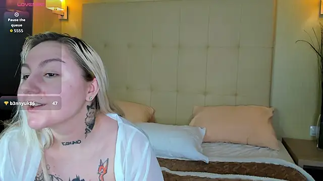 Snapshot of Debbie_Taylor chatting on February 2026 05:35:02 PM Debbie Taylor online show from February 2026 05:35:02 PM