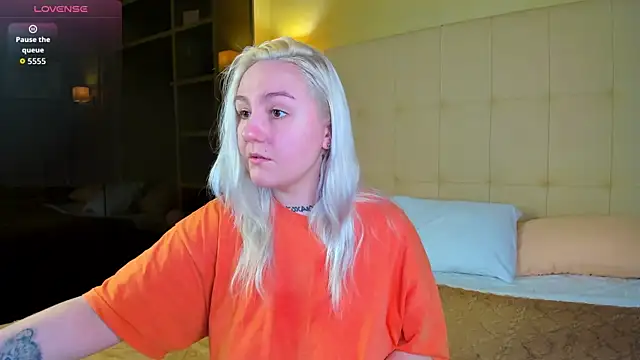 Snapshot of Debbie_Taylor chatting on February 2026 05:34:01 PM Debbie Taylor online show from February 2026 05:34:01 PM