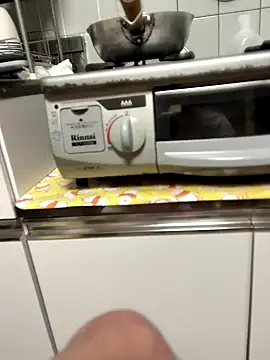 Snapshot of SaneService9 chatting on October 2025 08:27:05 AM SaneService9 online show from October 2025 08:27:05 AM