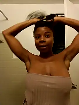 Snapshot of miamiworld chatting on March 2025 02:09:01 AM miamiworld online show from March 2025 02:09:01 AM