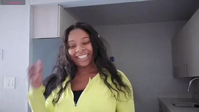 Snapshot of miamiworld chatting on April 2026 01:54:02 PM miamiworld online show from April 2026 01:54:02 PM