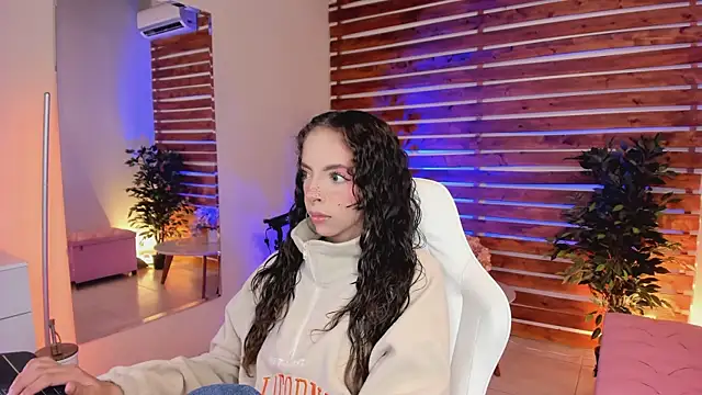 Sapphire Venuss online show from March 2026 01:21:02 AM