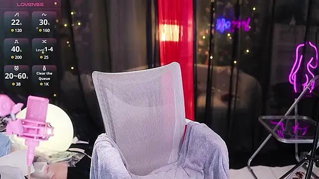 Evajoannana online show from December 2024 01:10:02 PM