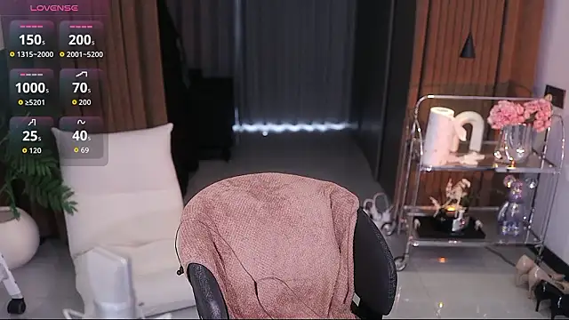 Snapshot of Evajoannana chatting on March 2026 05:46:01 AM Evajoannana online show from March 2026 05:46:01 AM