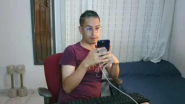 Snapshot of Orionferrer- chatting on December 2025 02:49:01 AM Orionferrer- online show from December 2025 02:49:01 AM