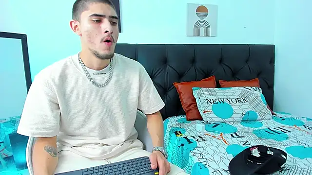 PhilipRich online show from December 2024 01:11:01 AM