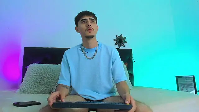 PhilipRich online show from March 2025 07:37:02 PM