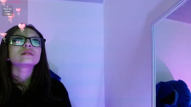 Snapshot of Aurora_blossom__ chatting on January 2025 01:12:02 PM Aurora blossom online show from January 2025 01:12:02 PM