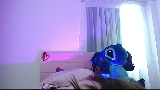 Snapshot of Aurora_blossom__ chatting on March 2025 04:54:02 PM Aurora blossom online show from March 2025 04:54:02 PM