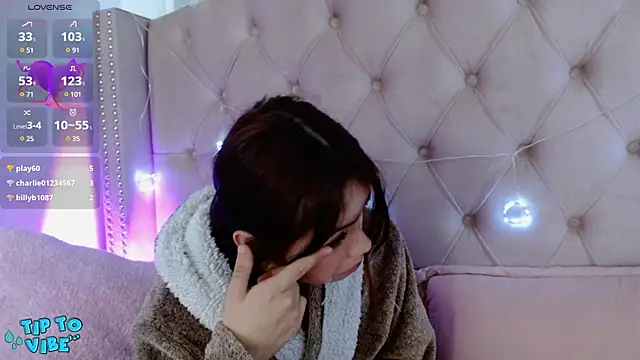 Snapshot of Maddy_14 chatting on December 2024 03:11:01 PM Maddy 14 online show from December 2024 03:11:01 PM