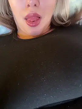 Snapshot of 69Laura696 chatting on January 2025 12:27:02 PM 69Laura696 online show from January 2025 12:27:02 PM